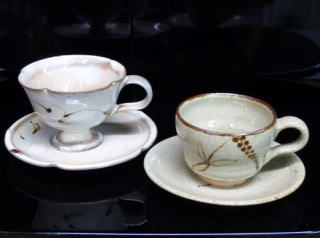 �f�~�^�X�R�[�q�[�J�b�v